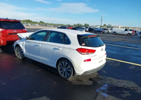 2018 Hyundai Elantra Gt z USA, uszkodzony, nr VIN KMHH35LE0JU016526